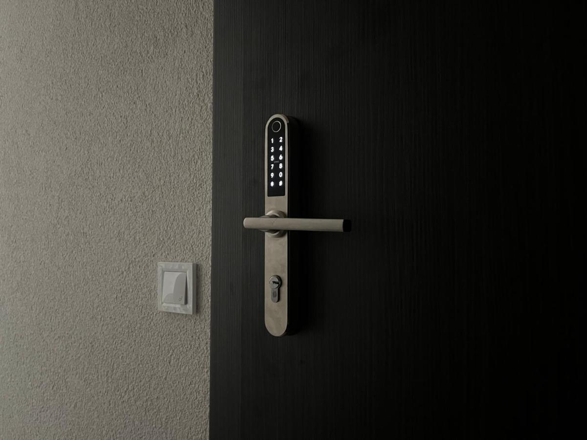 Luxuria Modern Apartments - Self Check-In Šiauliai Exterior foto