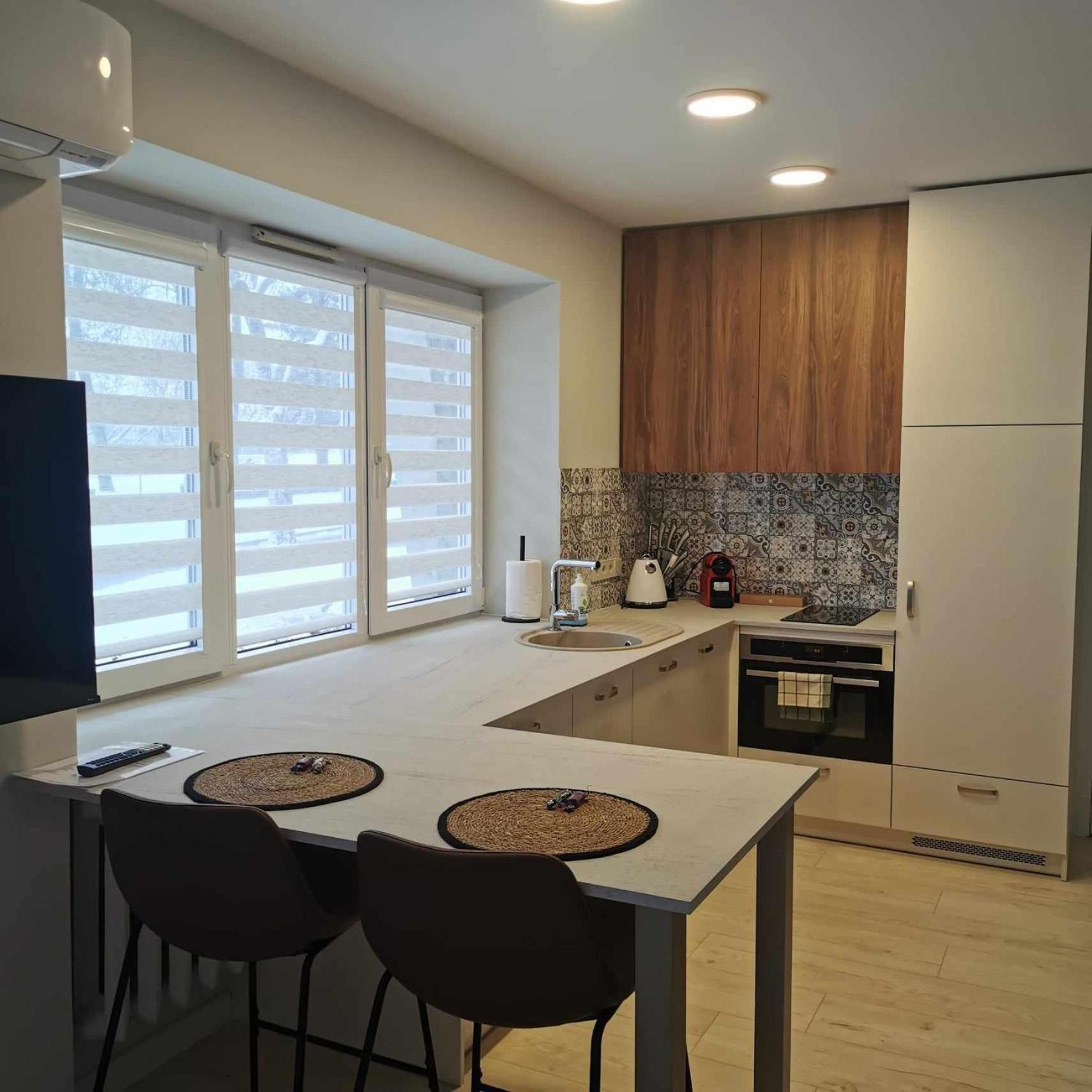 Luxuria Modern Apartments - Self Check-In Šiauliai Habitación foto